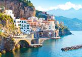 Stadsgezicht van de stad Amalfi, Italië