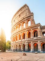 Zonsopgang bij het Colosseum, Rome, Italië